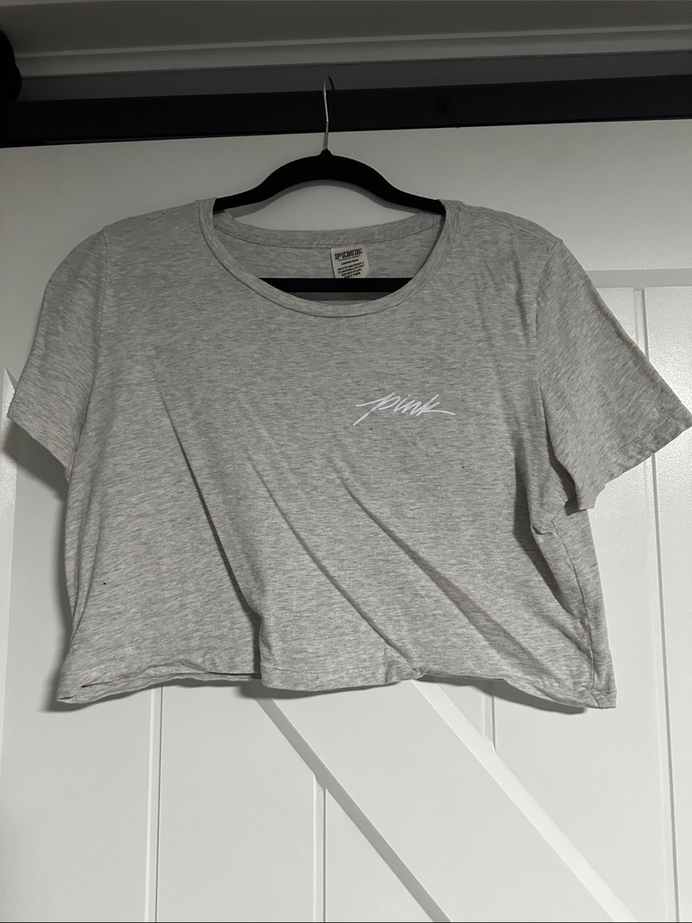 PINK Victoria's Secret Light Gray Cropped Tee